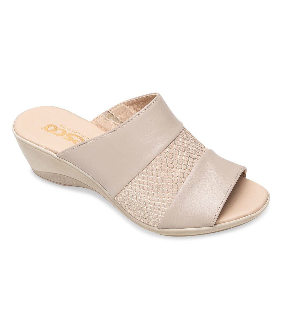 Klapki damskie Pesco 1539 Beżowe