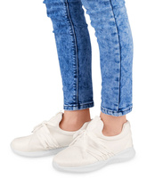 Buty sportowe damskie N/M BM1920 Białe