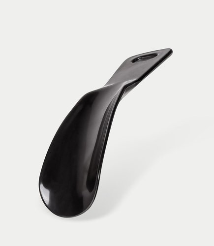 Plastikowa łyżka do butów 15 cm Czarna