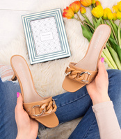 Klapki damskie Shoesita K-8047 Brązowe