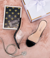 Klapki damskie Laura Mode QL-202 Czarne