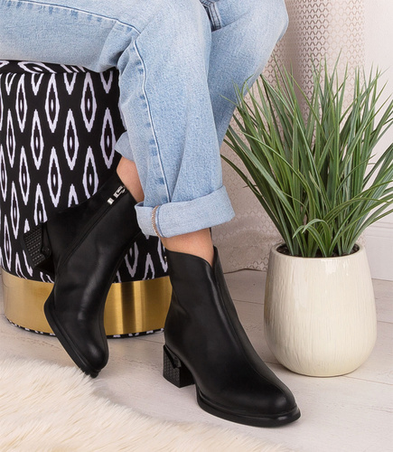 Botki damskie Jankowski JK/B-3-201 Czarne