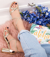 Sandałki damskie Style Shoes 6916 Złote