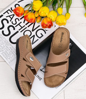 Klapki damskie Inblu OE-02 Piaskowe