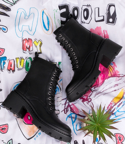 Botki damskie Jankowski JK/B-3-125 Czarne